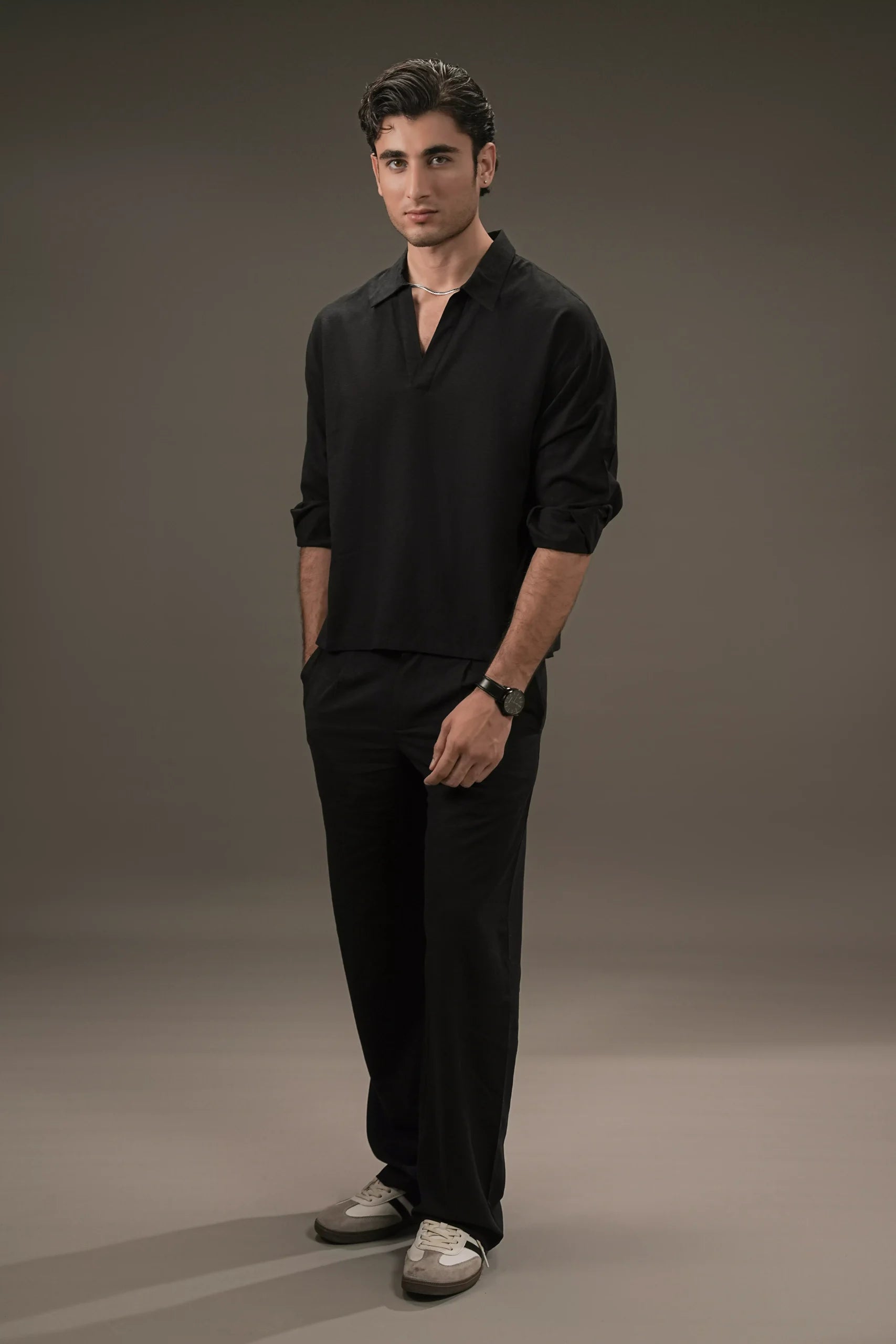 The Cove Shirt Black